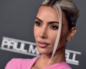 kim_kardashian_salmon_sperm_facial